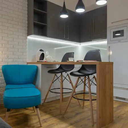 Native Augustianska 24 *