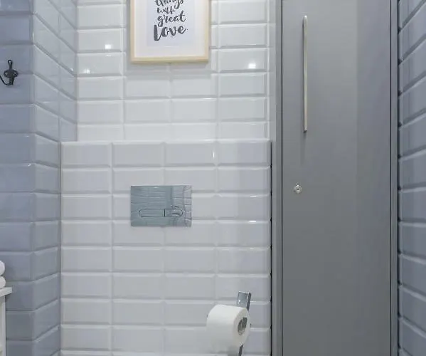 Native Augustianska 24 *