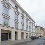 Daire Native Augustianska 24 *